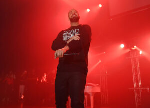 Drake-Tour-1500x1081.jpg