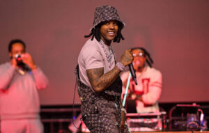 Lil-Durk-Louis-Vuitton-Outfit-40K-Hip-Hop-News-scaled-e1698511795718-1500x957.jpg