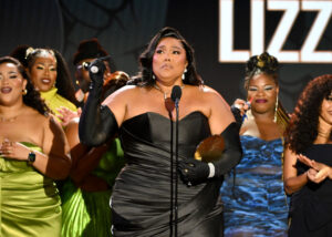 Lizzo-Joins-Incubus-On-Stage.jpg