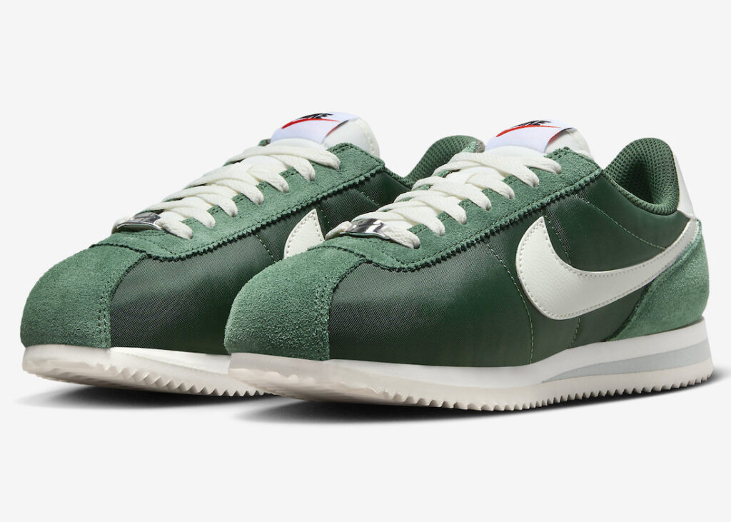 Nike-Cortez-Fir-DZ2795-300-4.jpg