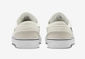 Nike-SB-Zoom-Janoski-OG-Summit-White-FD6757-100-5.jpg