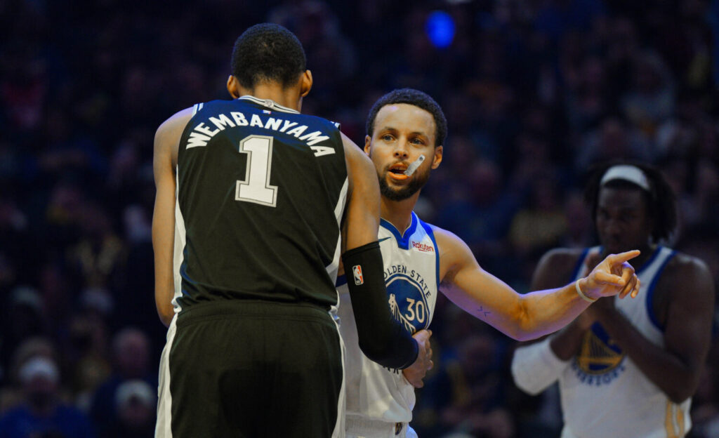 Victor-Wembanyama-Steph-Curry-1500x914.jpg