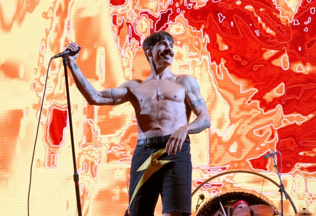 anthony-kiedis-2-1500x1028.jpeg
