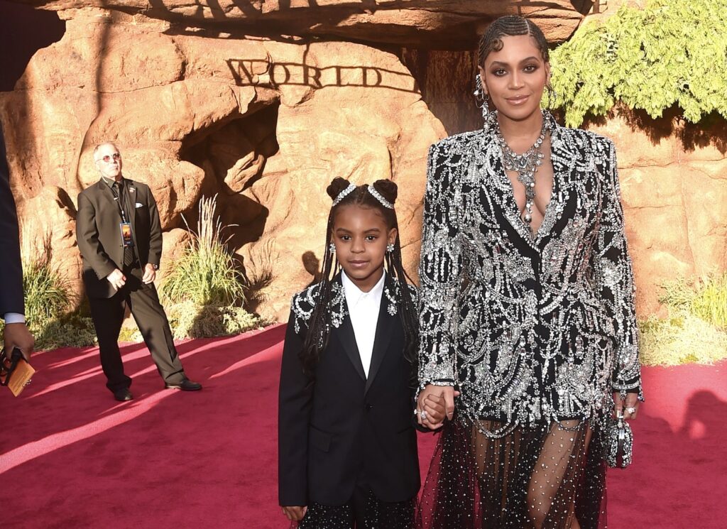 BlueIvyCarterRenaissanceTour.jpg