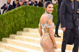 KendallJennerNudeJacquemus-1500x1000.jpg