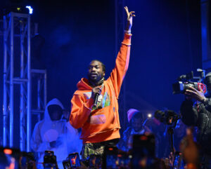 Meek-Mill-Jay-Z-Chain-Story.jpg
