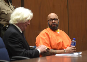 Suge-Knight-Snoop-Dogg-2pac-Murder-scaled.jpg