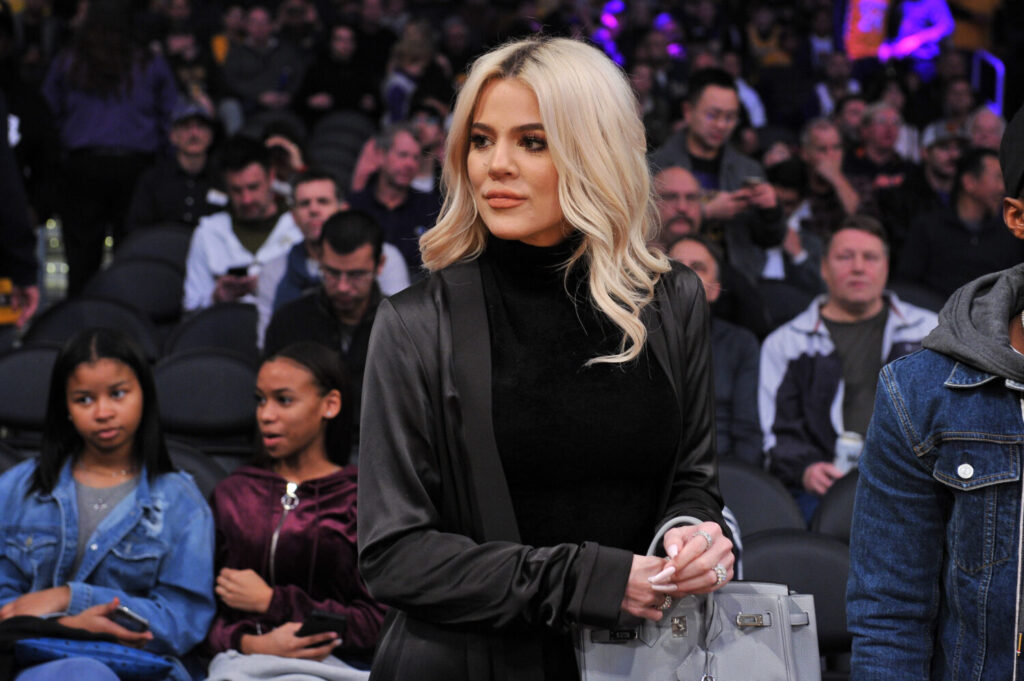 khloe-kardashian-blackfishing-costume-1500x998.jpg
