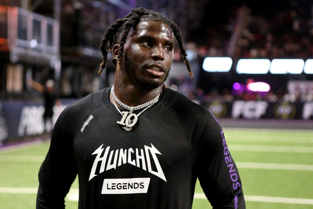 tyreek-hill-3-scaled.jpeg