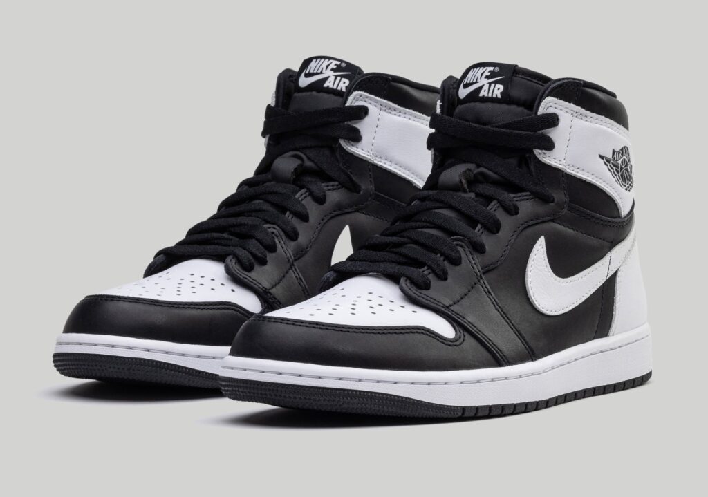 Air-Jordan-1-High-OG-Black-White.jpg