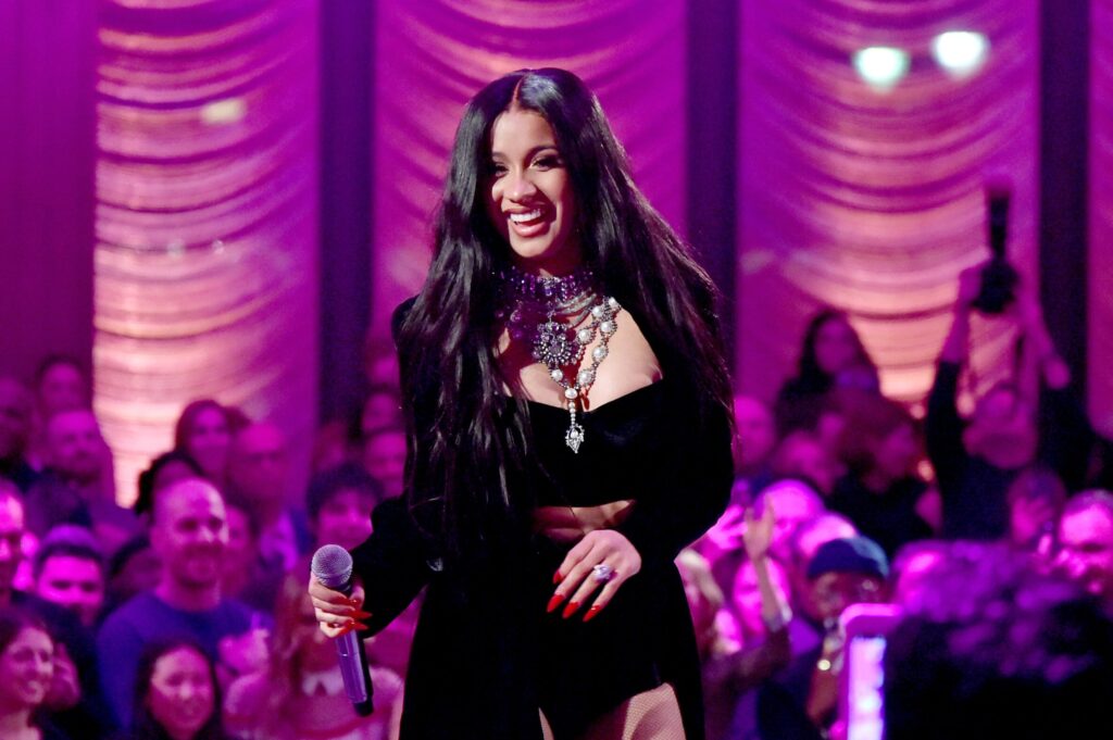 Cardi-B-21-2370x1575.jpg