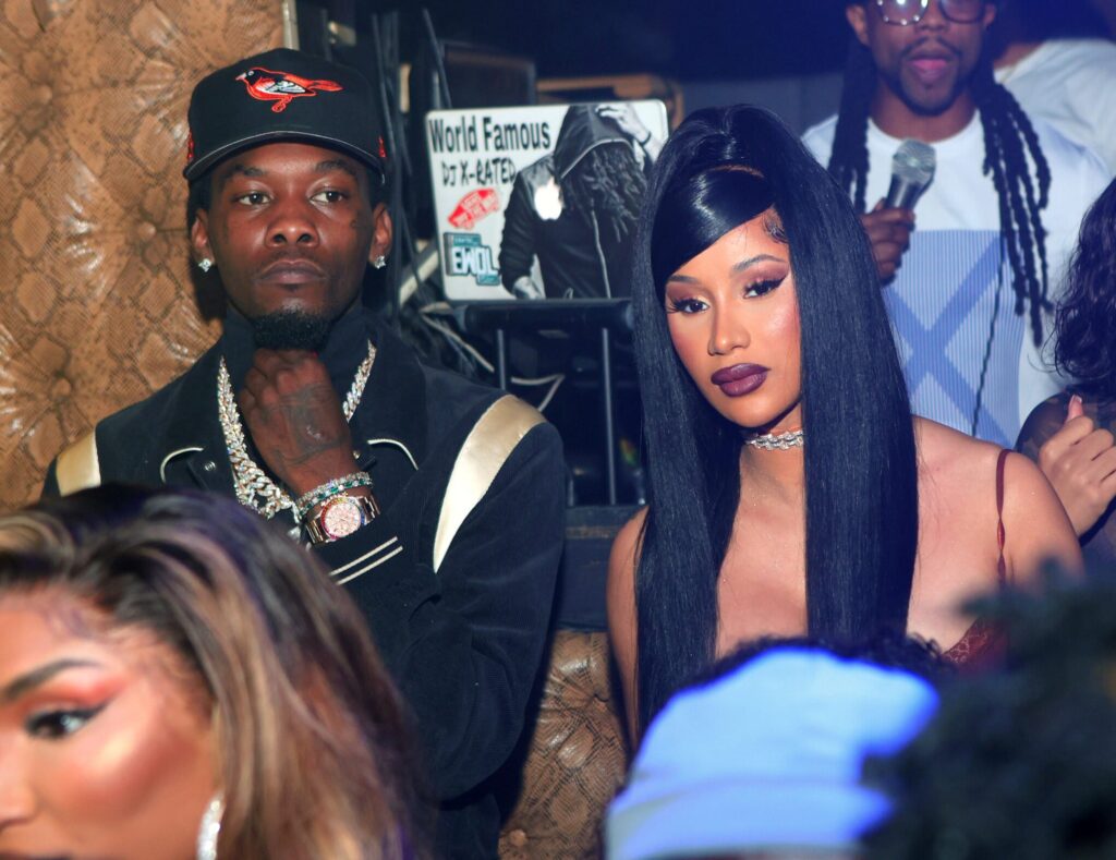 CardiBDissesOffset-2043x1575.jpg