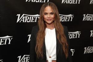 Chrissy-Teigen-2-5000x3333.jpg