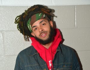 Dee-1-2012x1575.jpg
