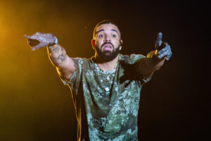 Drake-Turks-Caicos-Roshtein-Stream-Bartender-Flacka-Instagram-Club-Sales-Hip-Hop-News-scaled.jpg