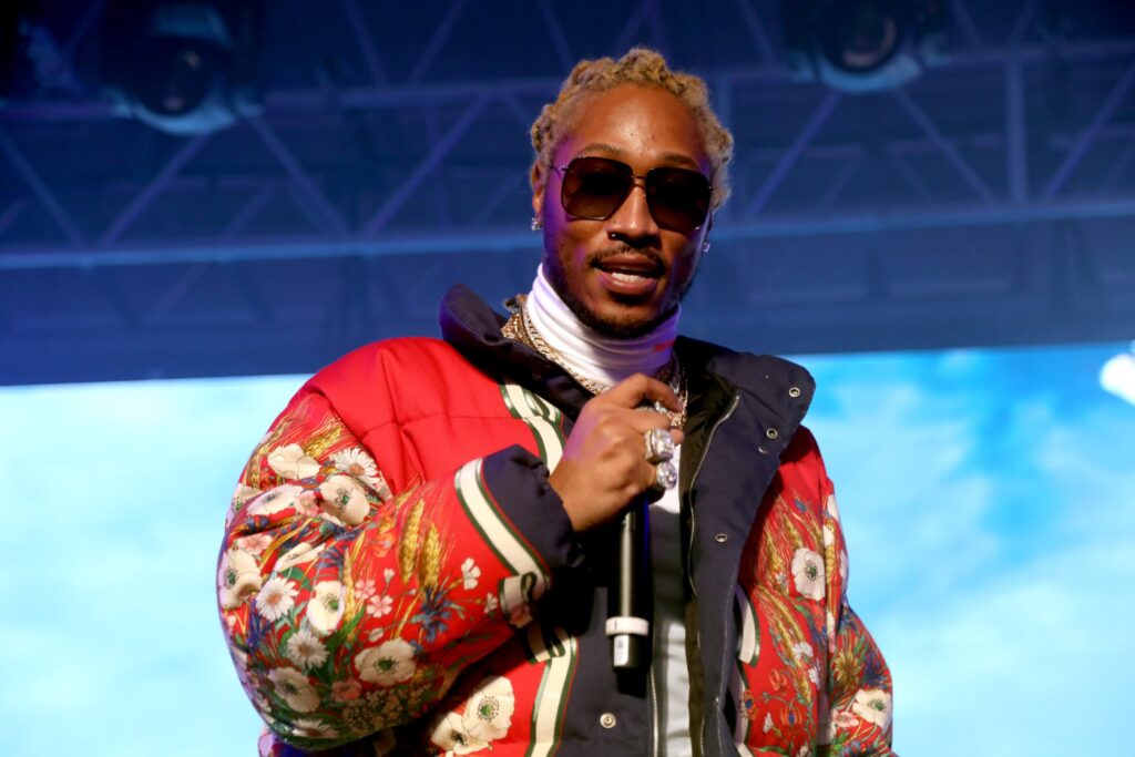 Future-Freebandz-Chains-2363x1575.jpg