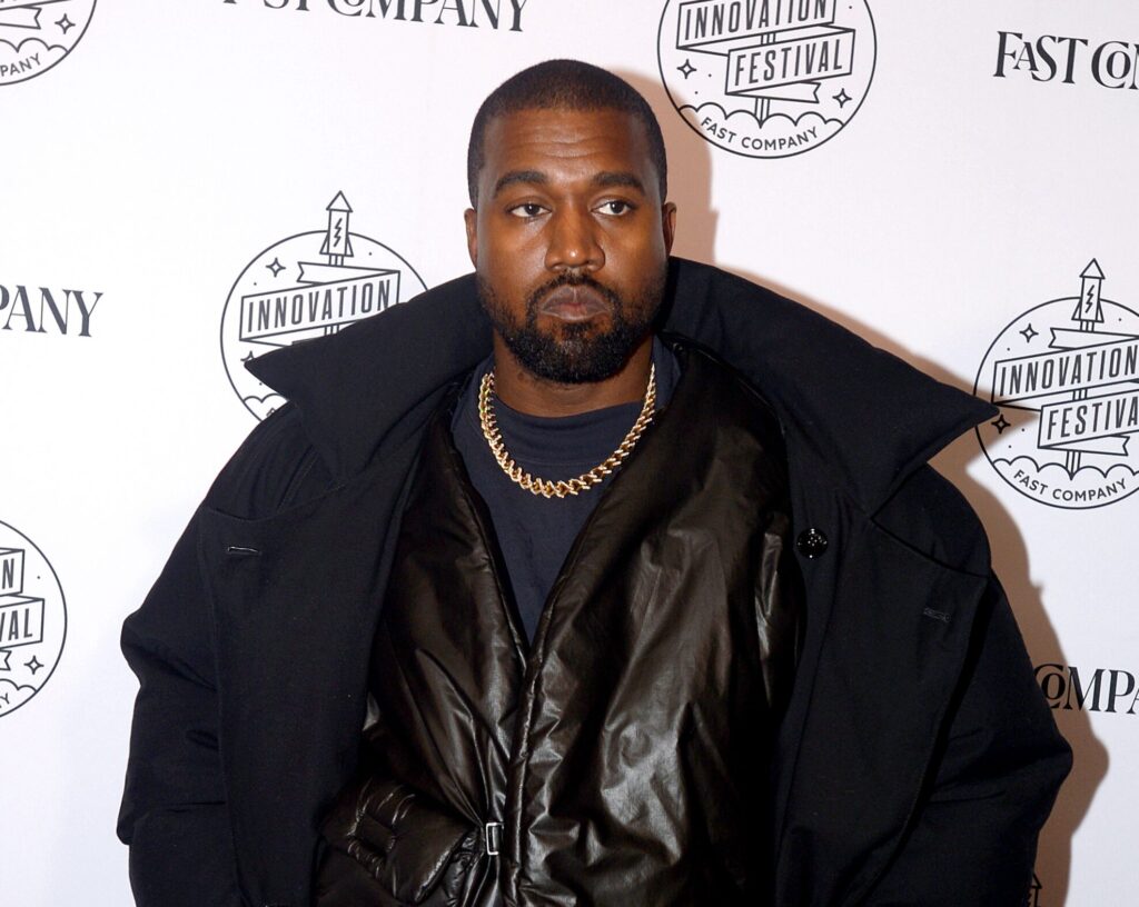Kanye-West-1-1977x1575.jpg