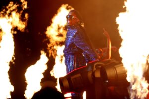 Missy-Elliott-Queen-Latifah-Kennedy-Honors-2362x1575.jpg