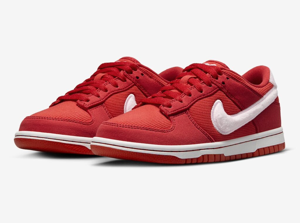 Nike-Dunk-Low-GS-Valentines-Day-2024-4.jpg
