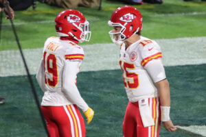Patrick-Mahomes-KAdarius-Toney.jpg
