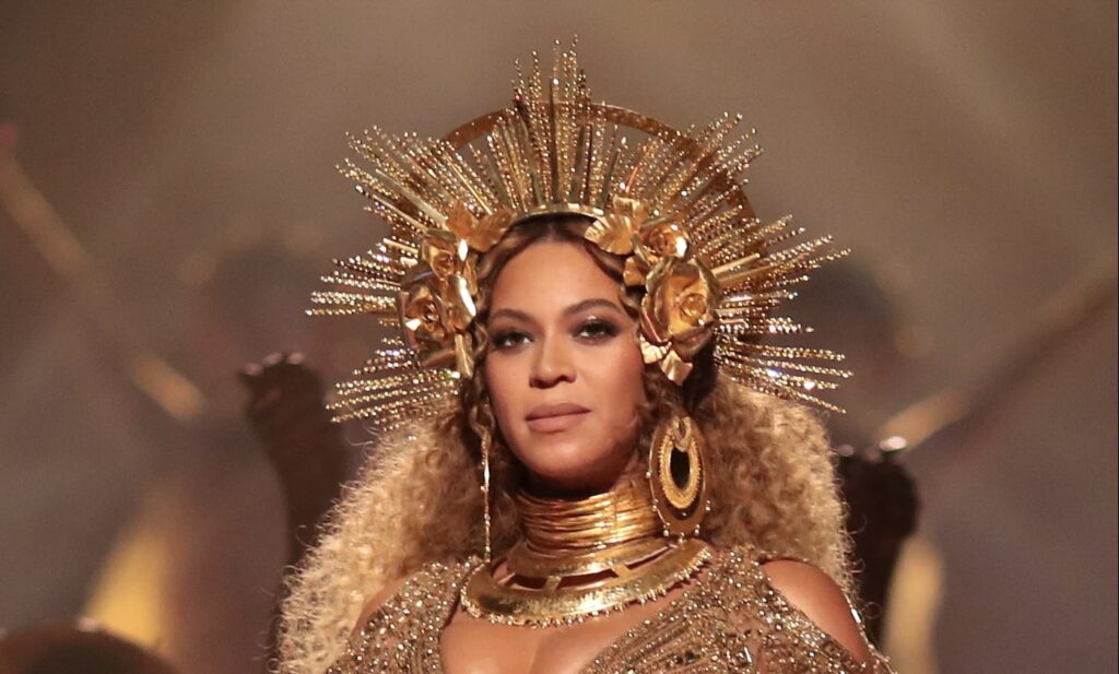 Sexyy-Red-Beyonce-New-Music-Fire-Emoji-Playlist-Stream-Hip-Hop-News.jpg