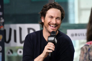 oliver-hudson-2-scaled.jpeg