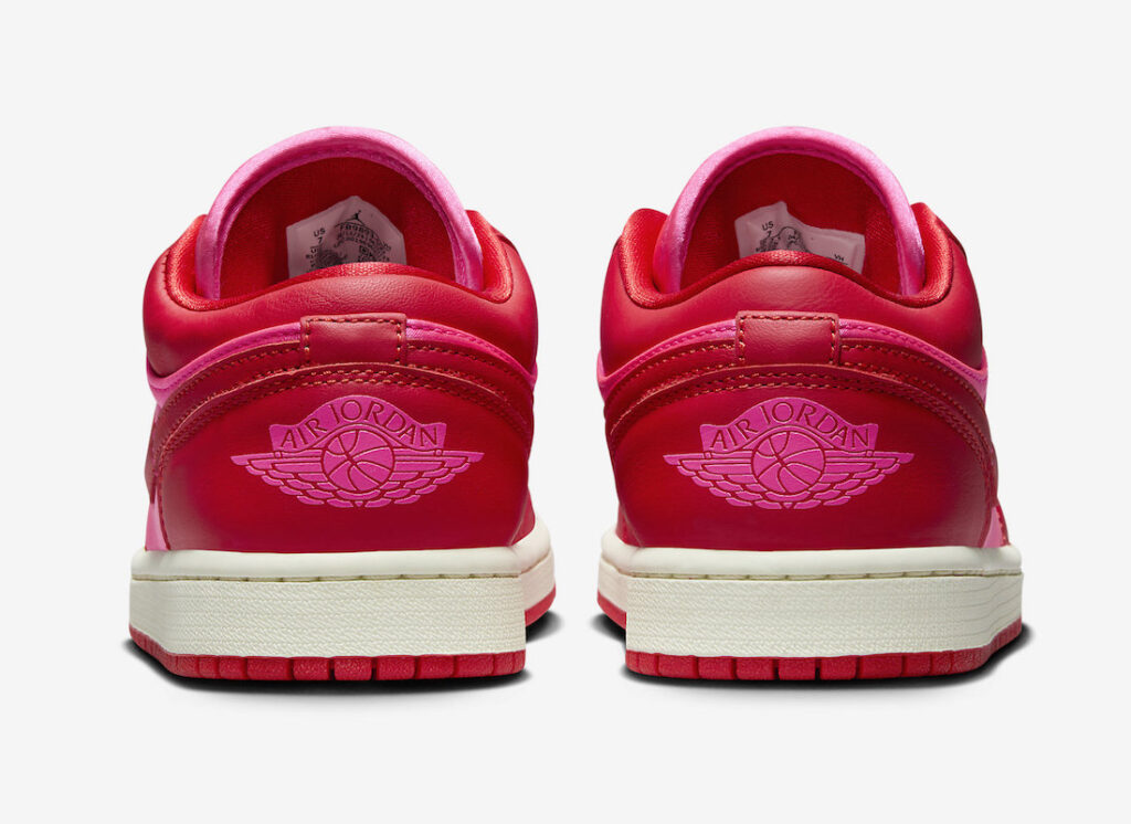Air-Jordan-1-Low-Pink-Blast3.jpg