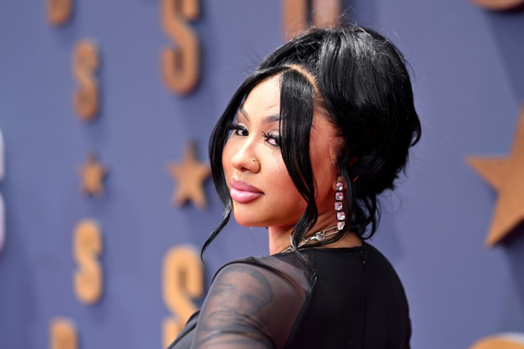 Ari-Fletcher-2363x1575.jpg