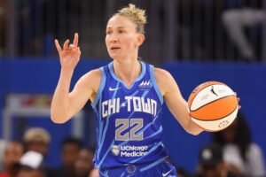 Courtney-Vandersloot-2363x1575.jpeg