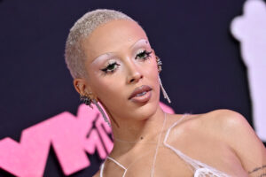 Doja-Cat-Brother-Restraining-Order-Papers-HIp-Hop-News-2363x1575.jpg