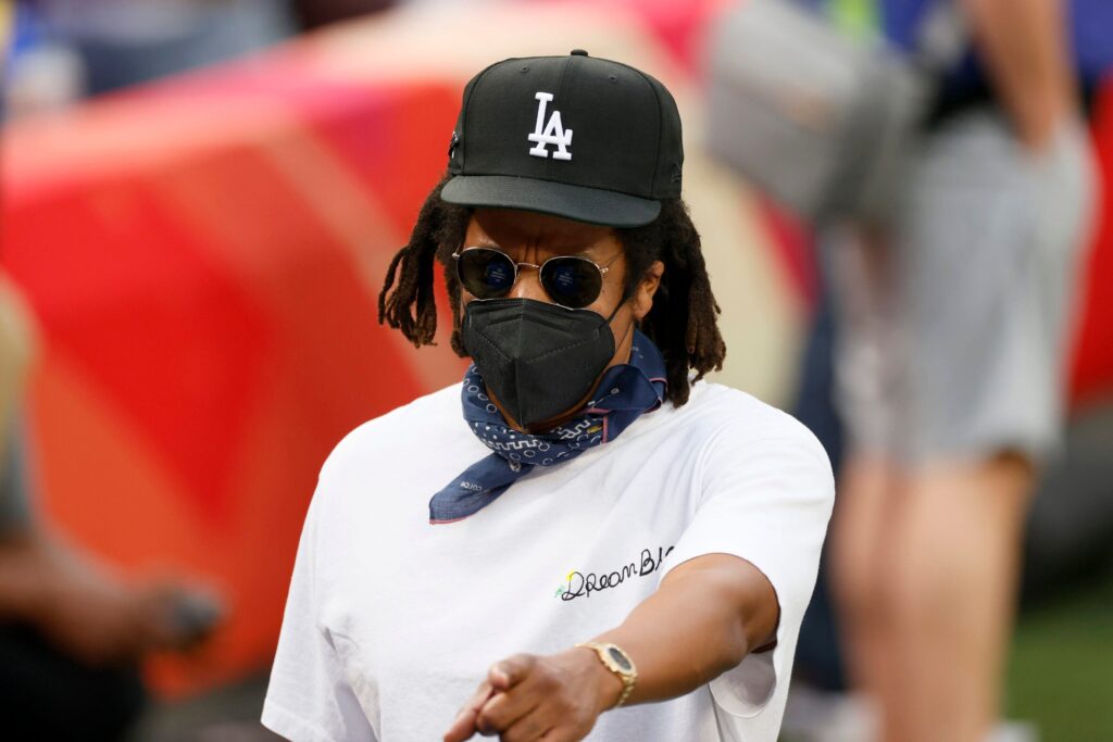JAY-Z-14-2362x1575.jpg