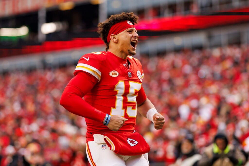 NFL-Mahomes-2363x1575.jpg