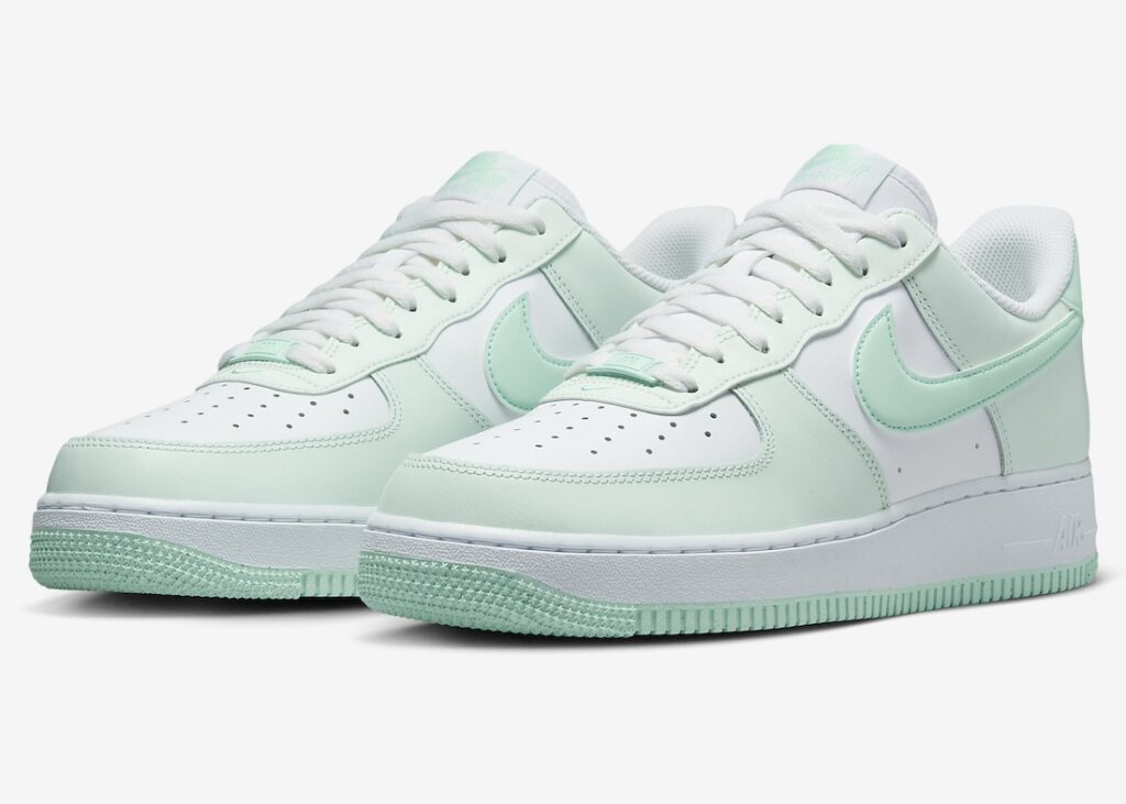 Nike-Air-Force-1-Low-Barely-Green-Mint-Foam-FZ4123-394-4.jpg