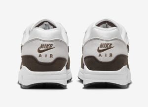 Nike-Air-Max-1-Baroque-Brown-DZ2628-004-5.jpg