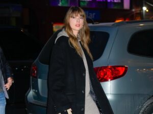 Taylor-Swift-12-2109x1575.jpg