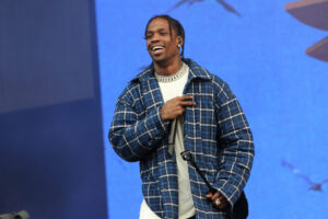 Travis-Scott-1-2363x1575.jpg