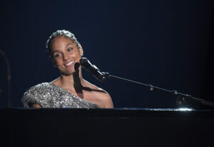 Alicia-Keys-Super-Bowl-Missed-Note-Edited-Out-Hip-Hop-News-2292x1575.jpg