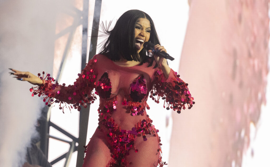 Cardi-B-New-Song-Like-What-Freestyle-Hip-Hop-News-2535x1575.jpg