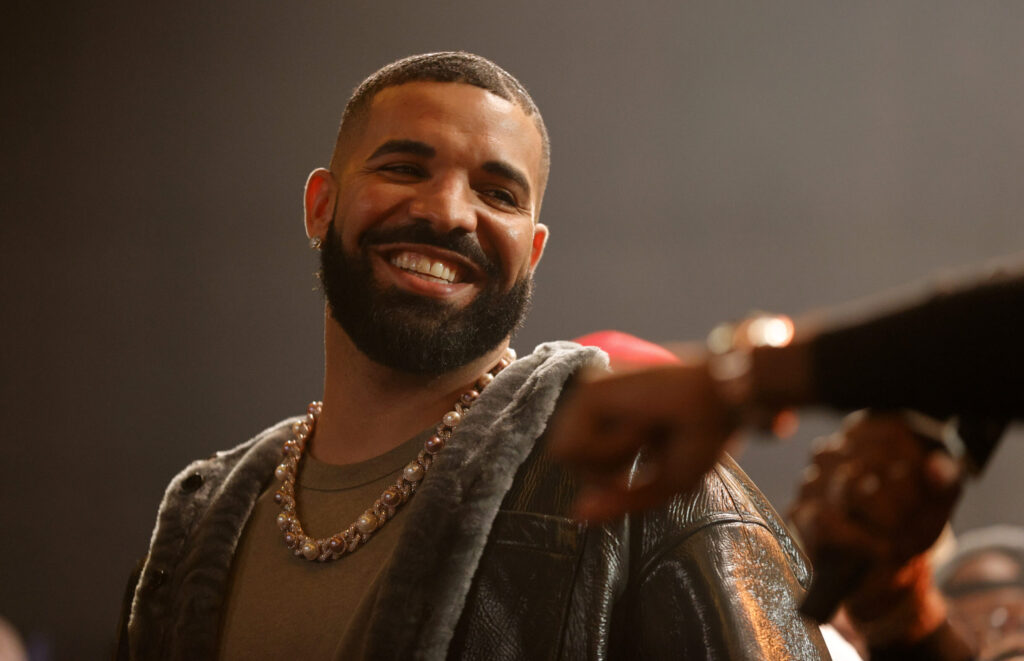 Drake-Carlton-Dance-Video-2441x1575.jpg