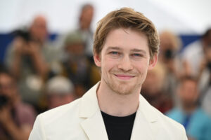 Joe-Alwyn-2363x1575.jpeg