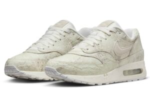 Nike-Air-Max-1-86-OG-Museum-Masterpiece-FZ2149-100-4.jpg