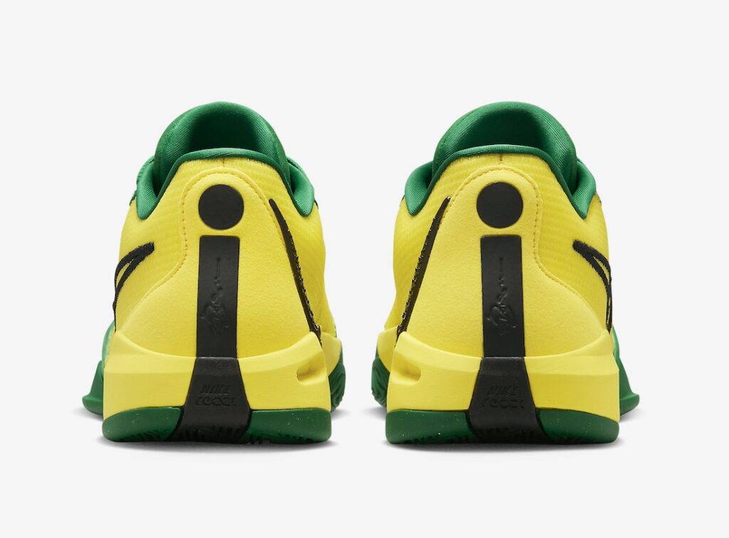 Nike-Sabrina-1-Oregon-Ducks-FQ3381-300-5.jpg