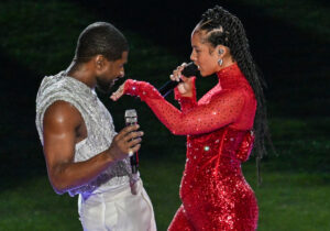USher-Alicia-Keys-1-2246x1575.jpg