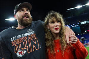 kanye-west-taylor-swift-super-bowl-2363x1575.jpg