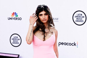 mia-khalifa-army-onlyfans-hot-take-2330x1575.jpg