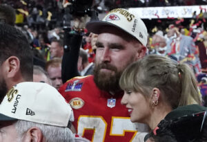 taylor-swift-travis-kelce-super-bowl.jpg