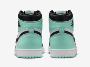Air-Jordan-1-High-OG-Green-Glow-DZ5485-130-5.jpg