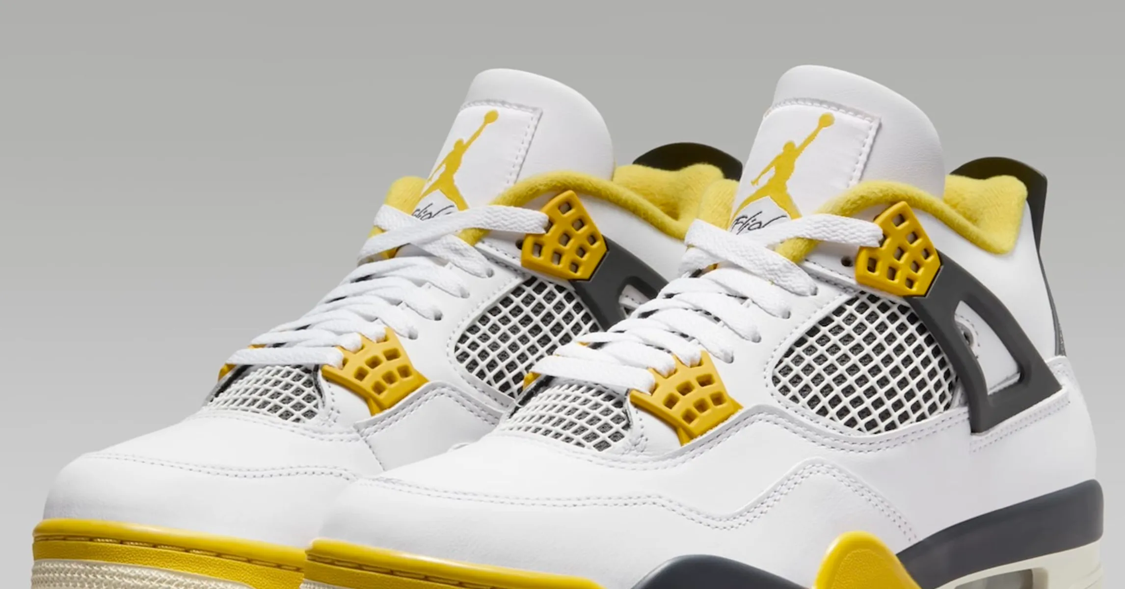 Air-Jordan-4-Vivid-Sulfur-AQ9129-101-Release-Date-4.jpg