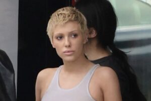 Bianca-Censori-Outfit-Exposed-Behind-Vultures-Listening-Party-Pop-Culture-News.jpg