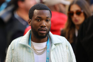 DJ-Akademiks-Meek-Mill-Police-House-Boxing-Hip-Hop-News-2362x1575.jpg